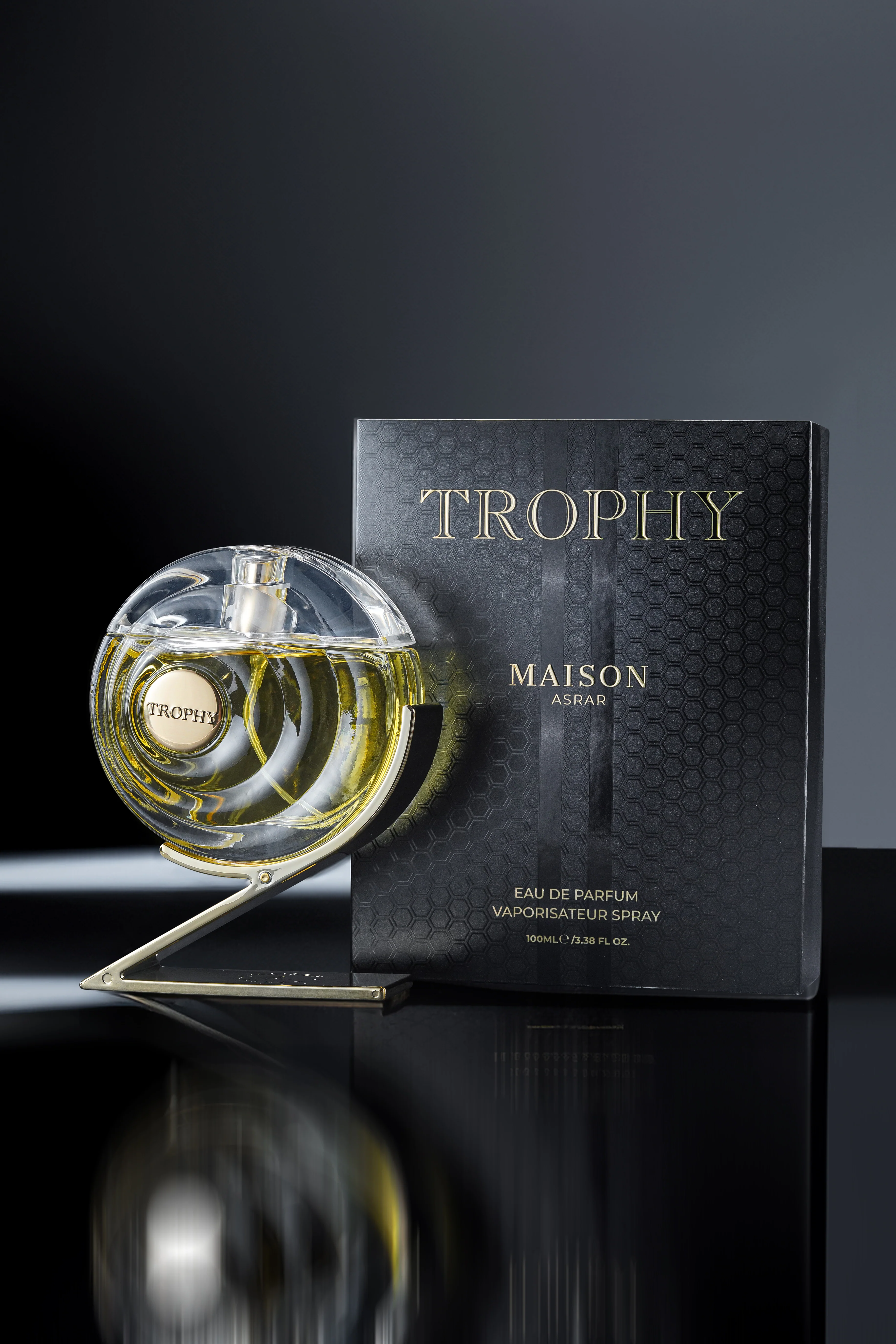 TROPHY – EAU DE PERFUM - Image 4